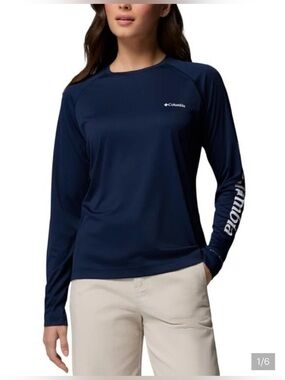 NWT Columbia Omni-Shade women’s navy blue long sleeve sun protection top